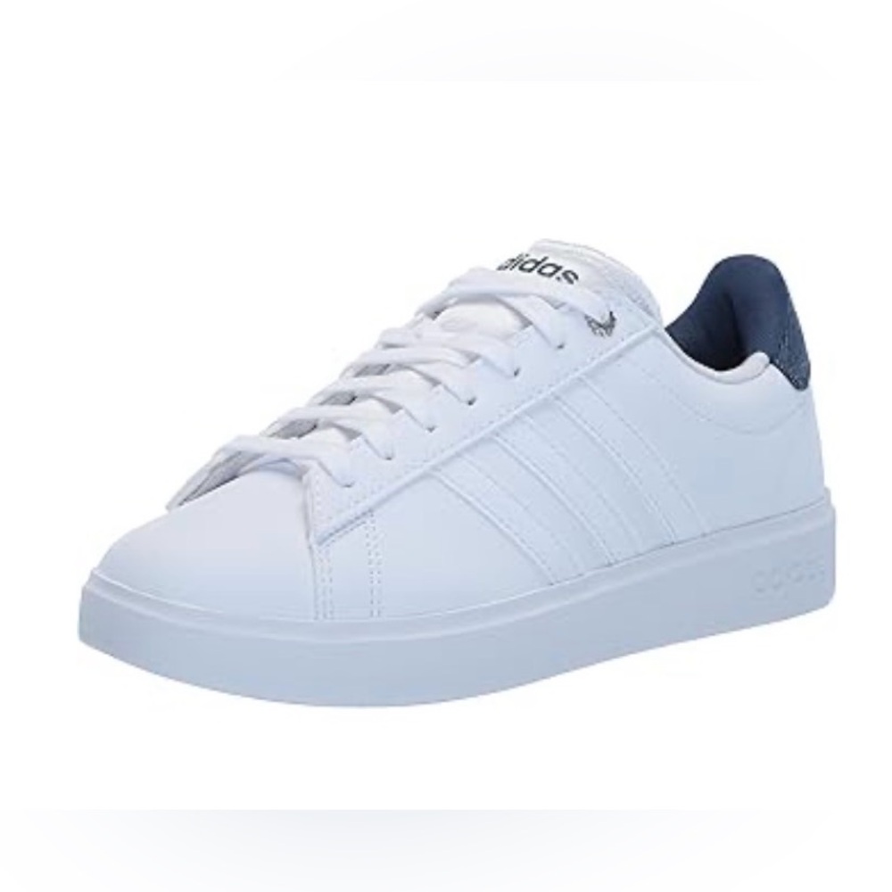 adidas Women's Grand Court 2.0 Sneaker, White size 8.5
